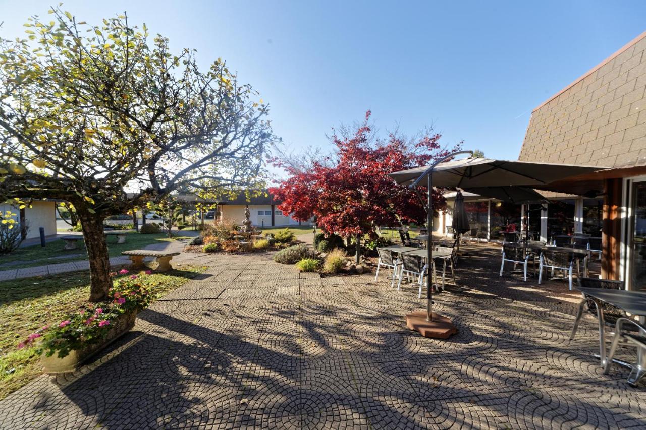 Charme Hotel, Montbeliard Sud 外观 照片