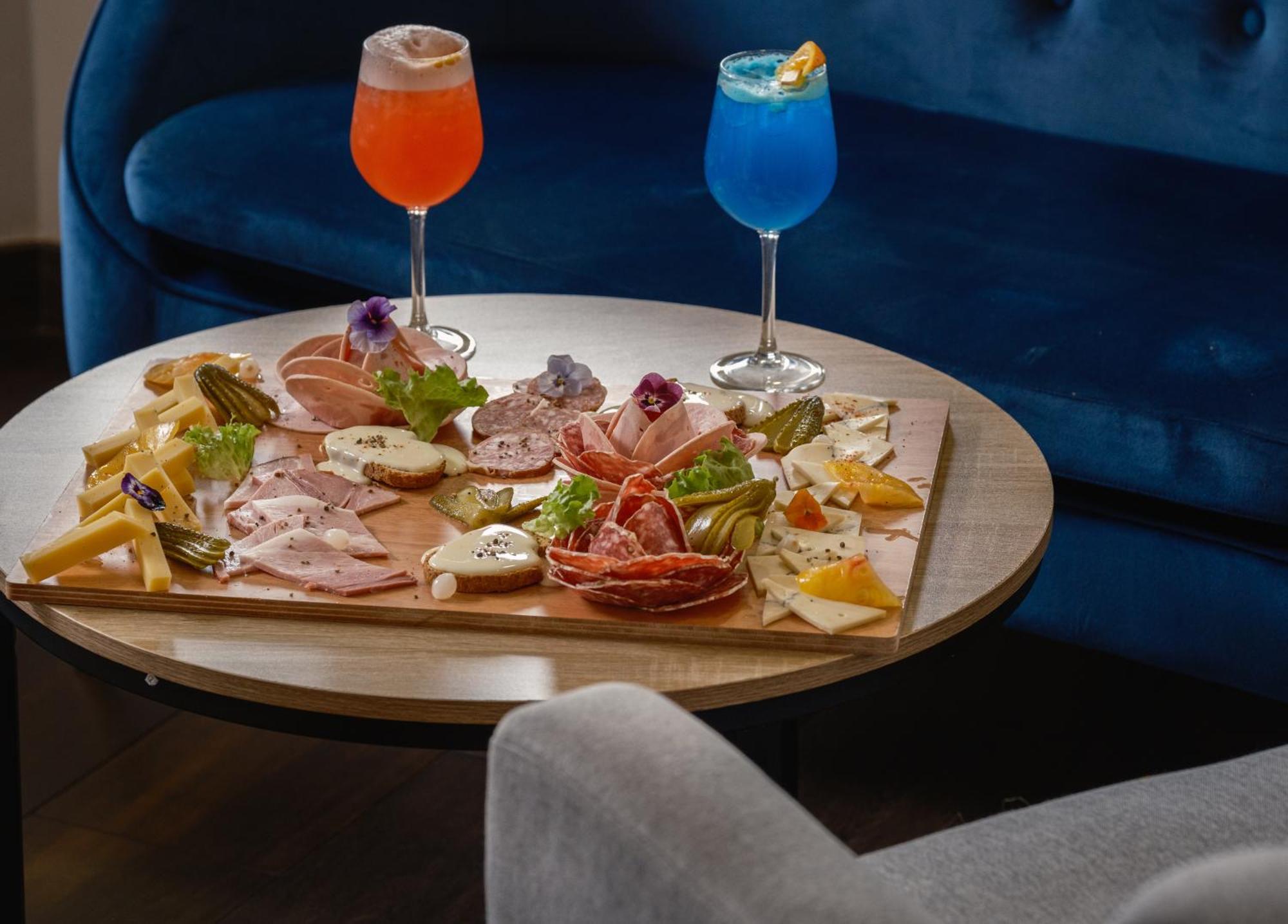 Charme Hotel, Montbeliard Sud 外观 照片