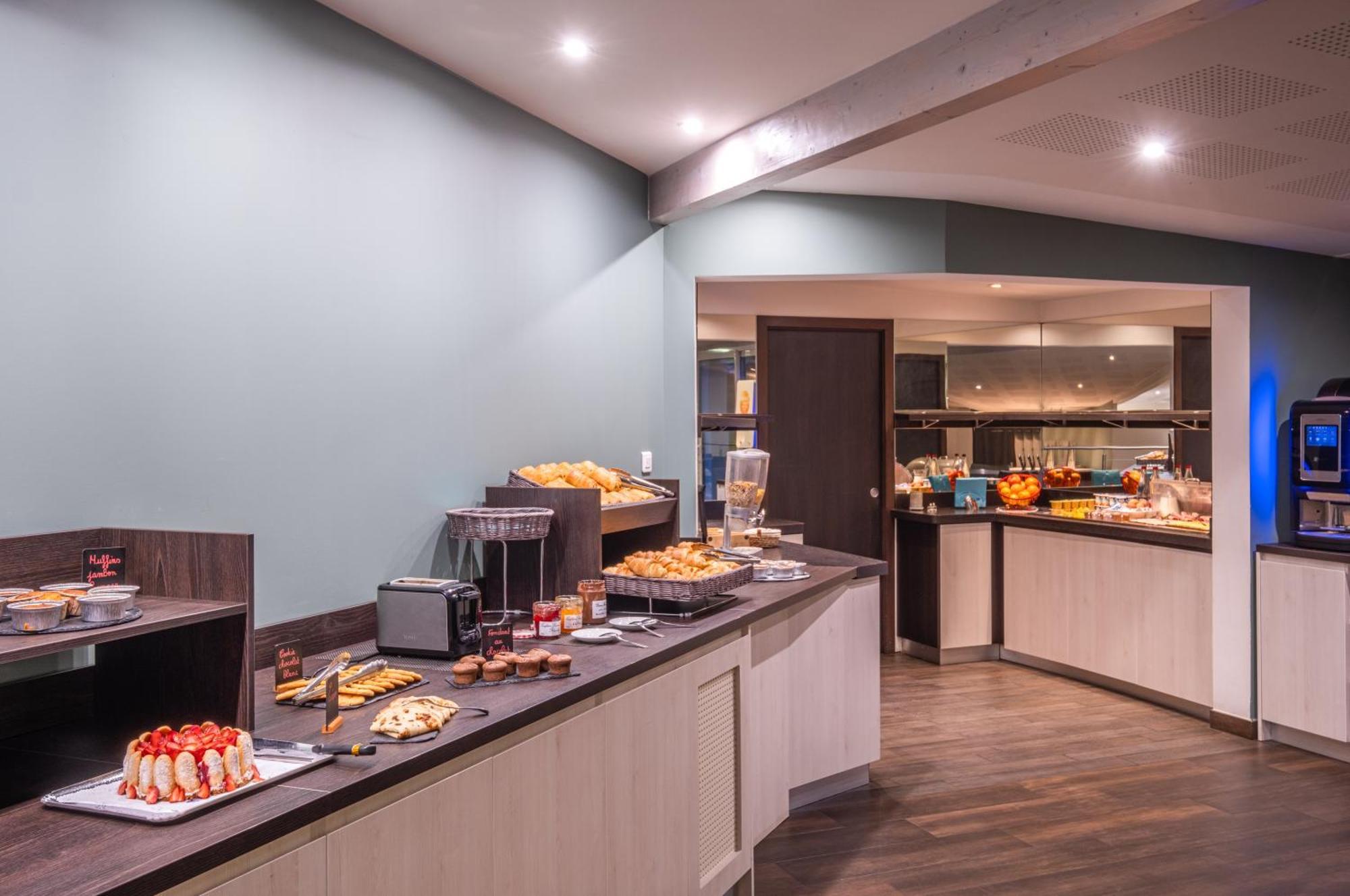 Charme Hotel, Montbeliard Sud 外观 照片