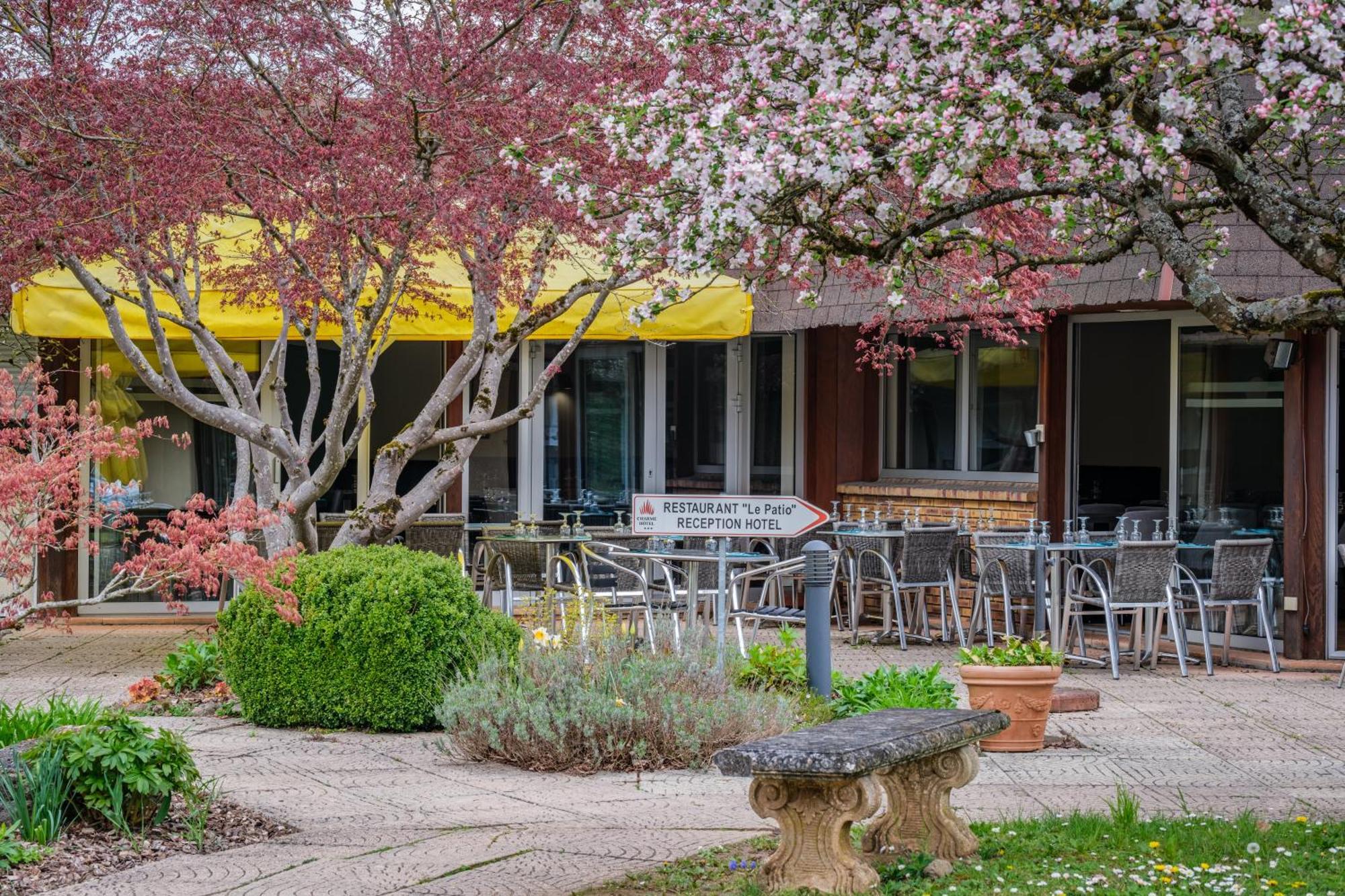 Charme Hotel, Montbeliard Sud 外观 照片