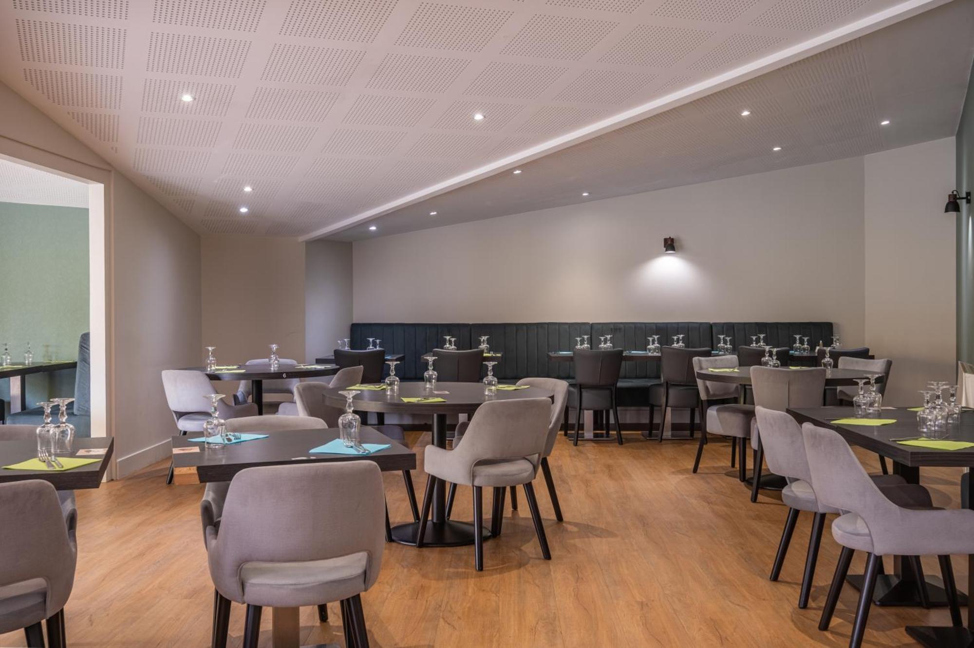 Charme Hotel, Montbeliard Sud 外观 照片
