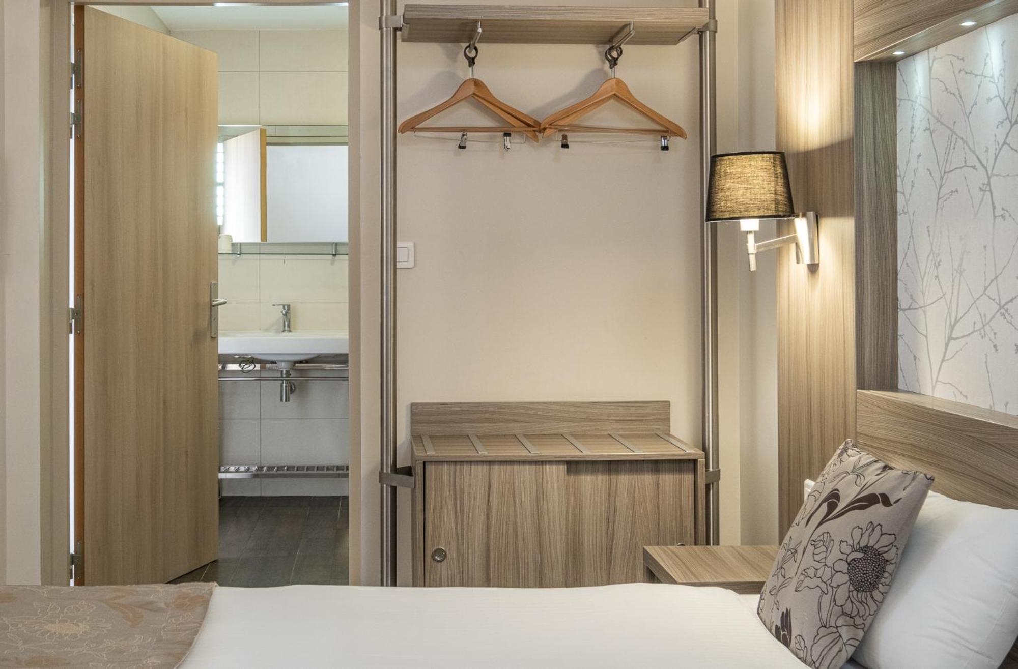 Charme Hotel, Montbeliard Sud 外观 照片