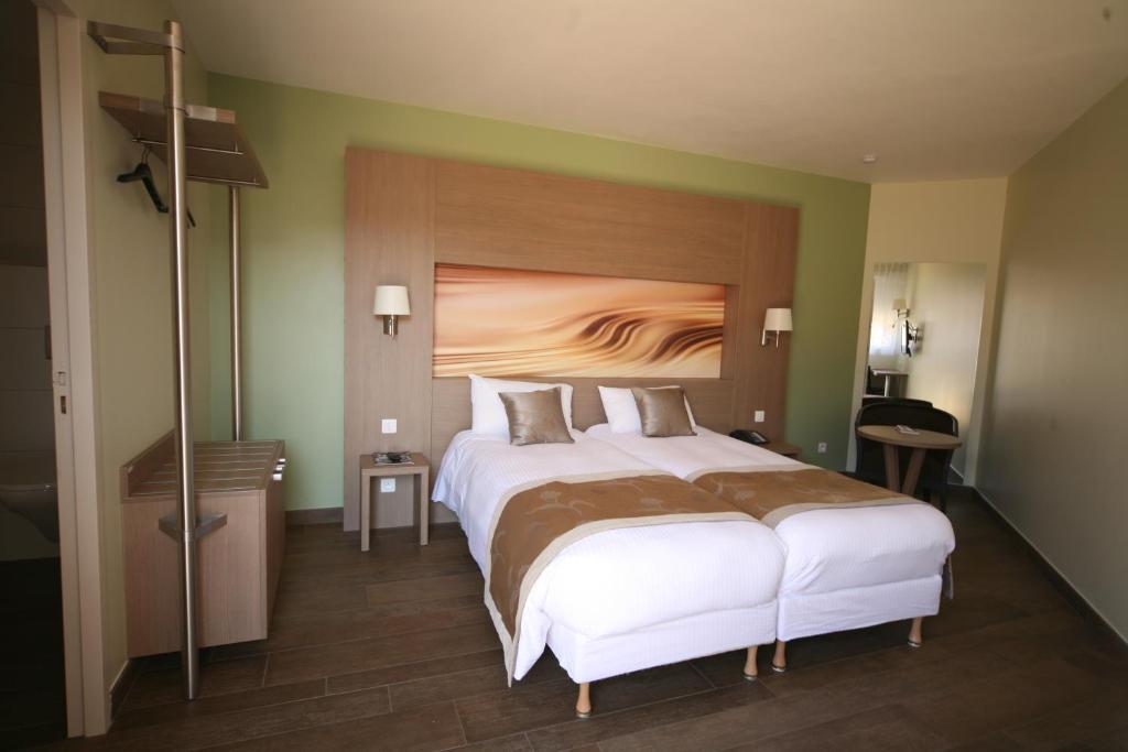 Charme Hotel, Montbeliard Sud 外观 照片