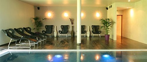 Charme Hotel, Montbeliard Sud 外观 照片